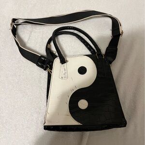 Black and White Yin Yang Shoulder Bag